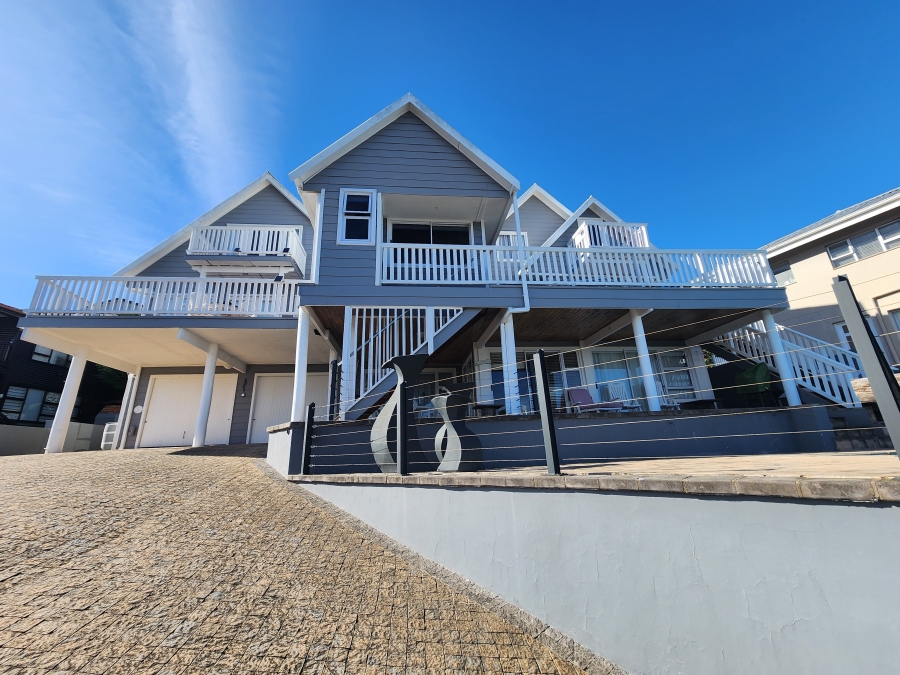 6 Bedroom Property for Sale in Herolds Bay Western Cape